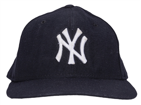 1998 Circa Derek Jeter Game Used & Signed New York Yankees Hat (J.T. Sports & Beckett)